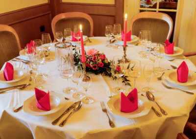 Gemütliches Clubzimmer für Familienfeiern und Taufen im Landkreis Peine